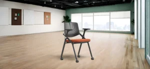 D366